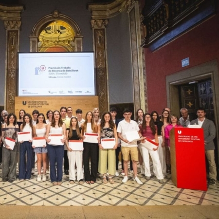 La 27a edició dels Premis als Millors Treballs de Recerca d’Estudiants de Batxillerat de la UVic-UCC distingeix 35 treballs excel·lents